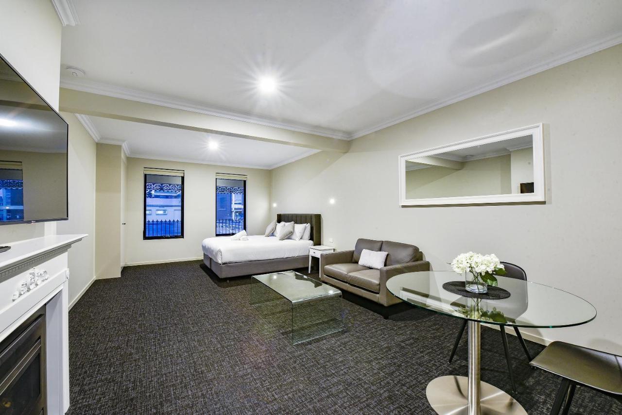 Aloha Central Premium Studios Mount Gambier Bagian luar foto