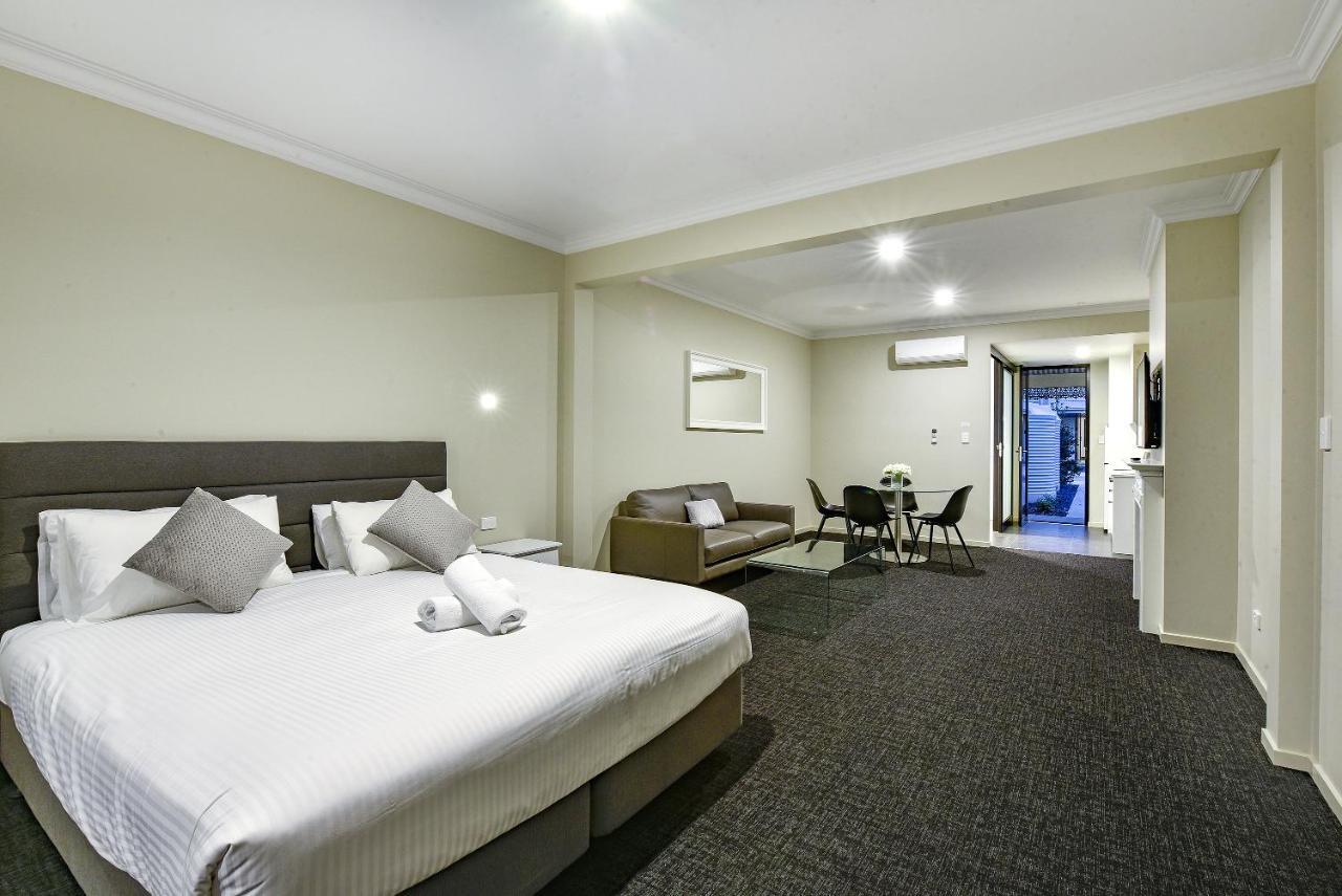 Aloha Central Premium Studios Mount Gambier Bagian luar foto